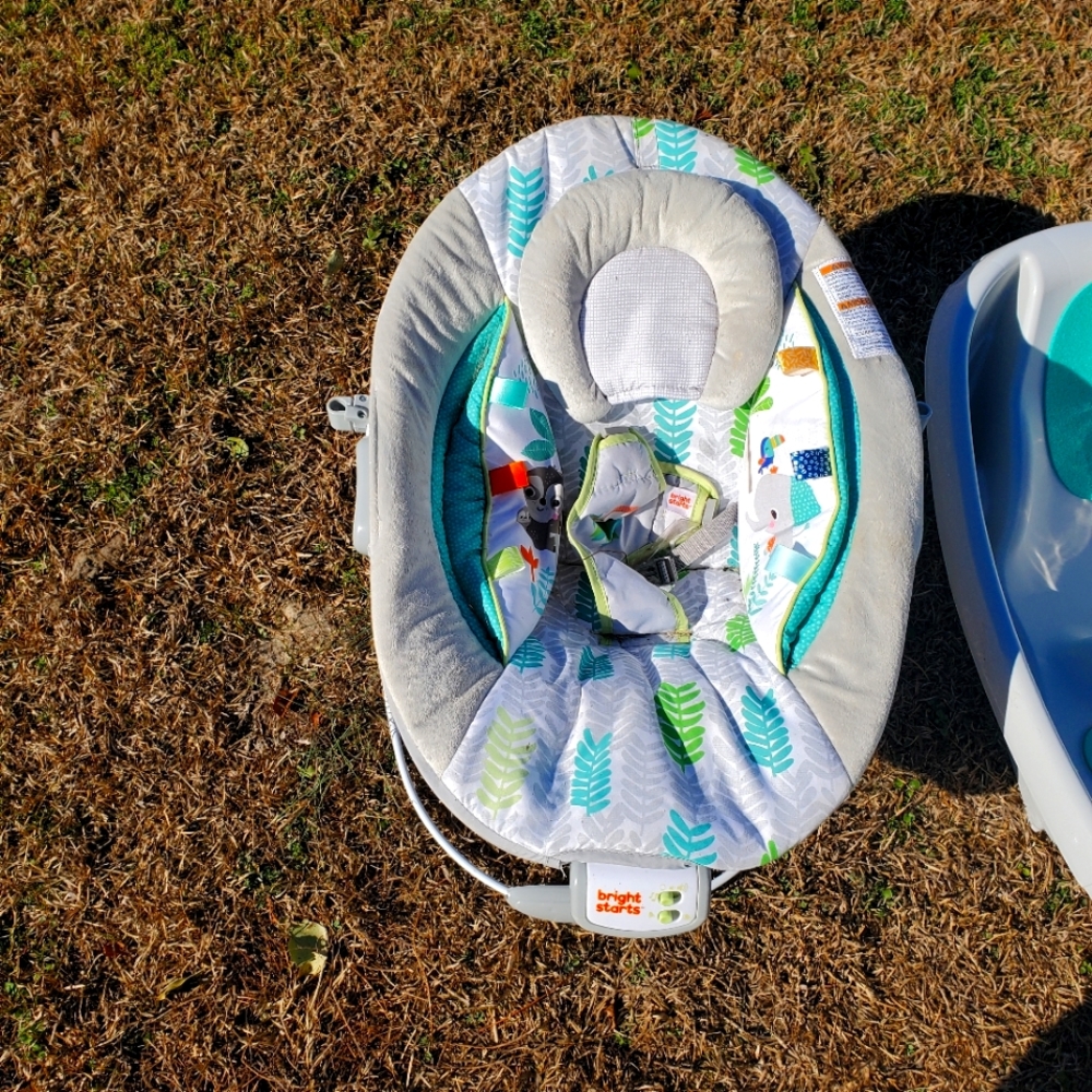 Baby bouncer with toy bar,